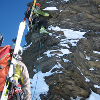 <span><strong>Einige steile Passagen mussten wir überwinden, mit Ski am Rücken sehr interessant.</strong> <span class=>© Wolfgang Wiesner</span></p>
<p></span>