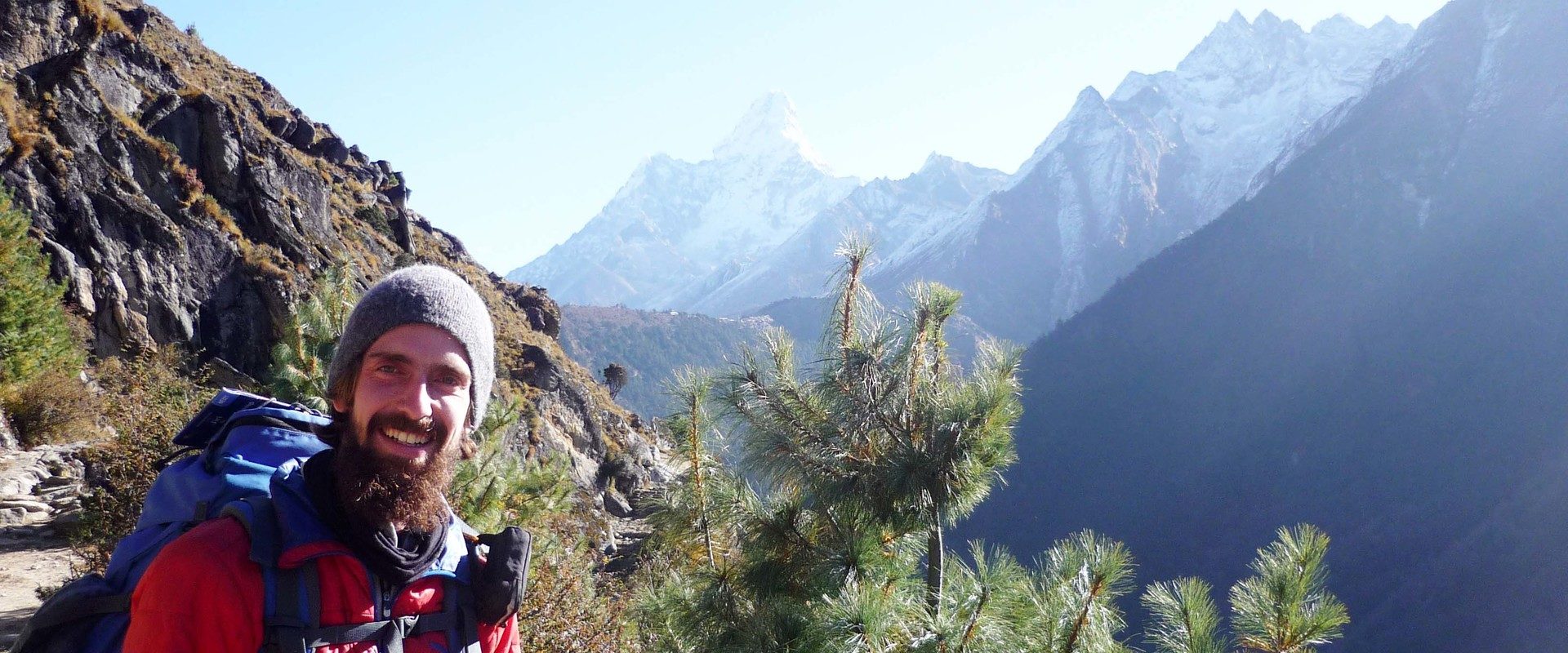Mario Reptschik bei einer Wanderung in der Bergwelt